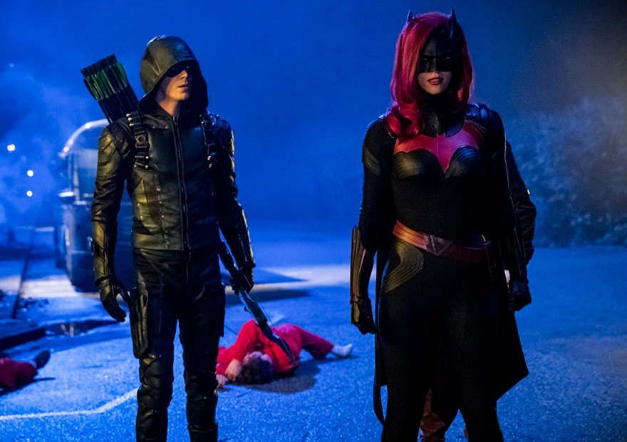 Batwoman surge em novas fotos do crossover Elseworlds