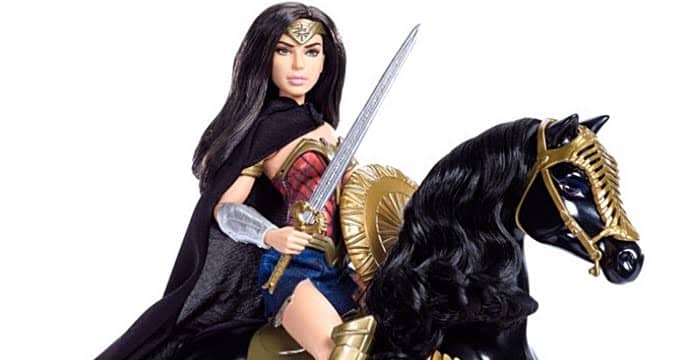 Mulher-Maravilha ganha linha de colecionáveis