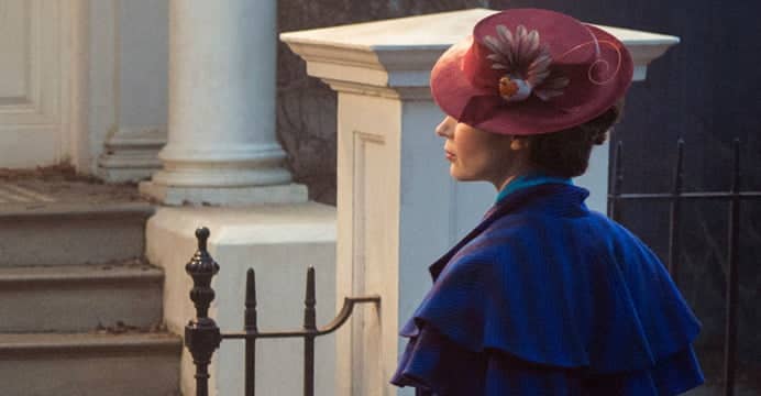 Vaza primeira foto de Emily Blunt caracterizada como a icônica babá Mary Poppins