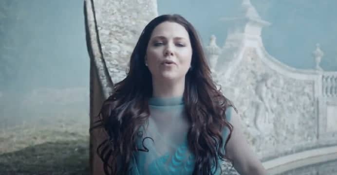 Música | Amy Lee lança clipe oficial de Speak To Me