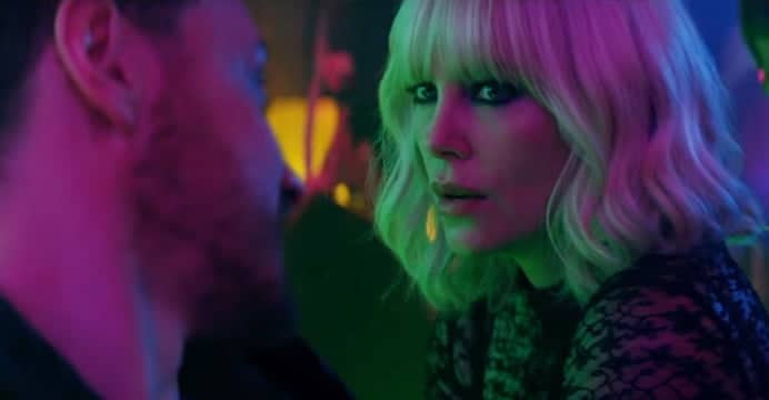Atômica | Charlize Theron e James McAvoy surgem em novo trailer ao som de Eurythmics