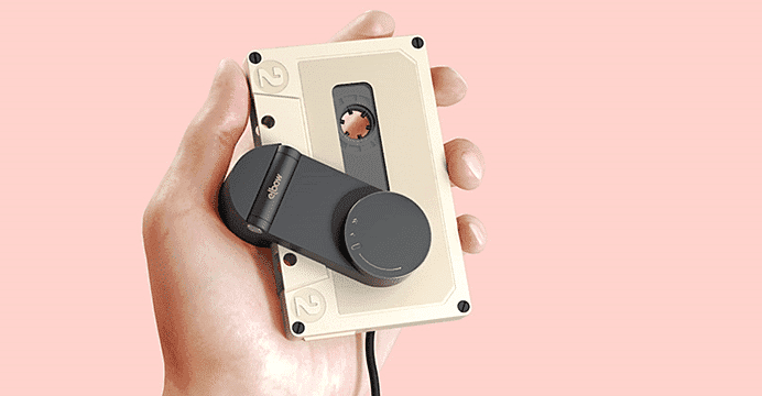 Elbow | Gadget possibilita tocar fitas K7 de maneira moderna e prática