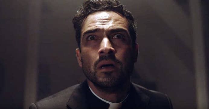 A Fox divulgou um novo trailer que mostram detalhes da segunda temporada da série O Exorcista, a qual retorna ainda neste mês de setembro. Confira.