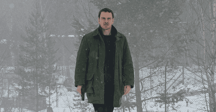 Michael Fassbender investiga assassino macabro em Boneco de Neve. Confira o trailer