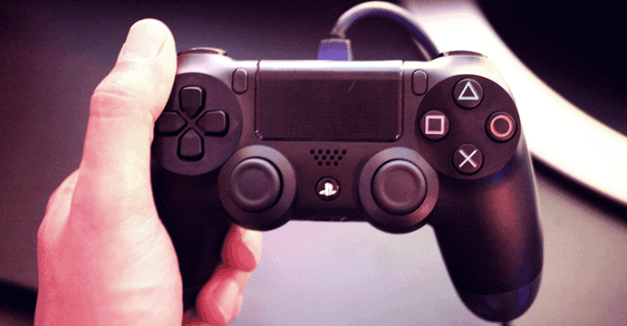 Economia | Sony produz joystick de baixo custo