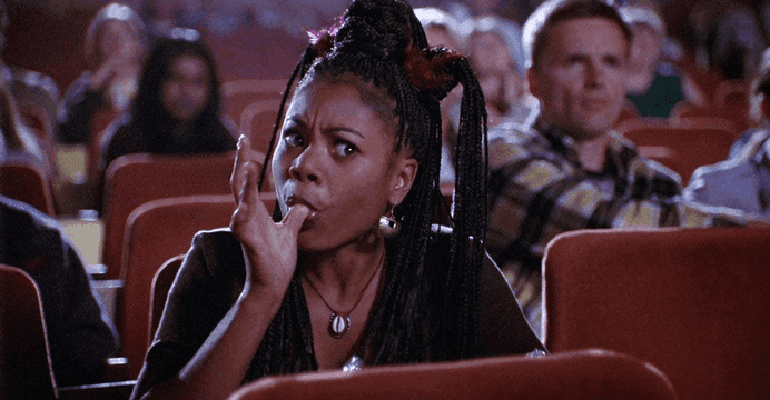 5 tipos de pessoas incômodas que você encontra no cinema