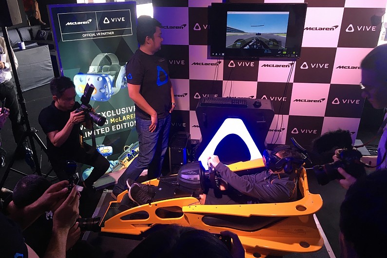 eSports | McLaren e HTC lançam headset VR para corridas virtuais