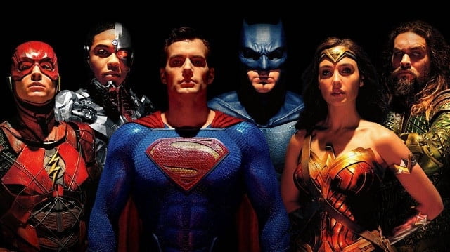 James Gunn esclarece os fãs sobre mudanças e o futuro da DC